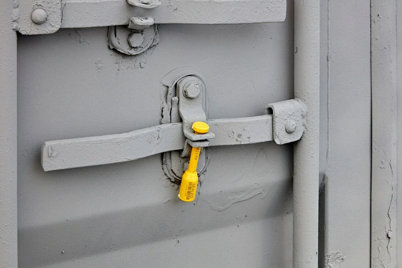 Bolt Seals